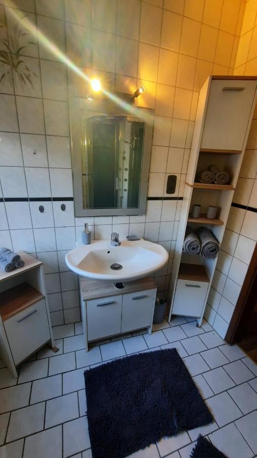 Pension Landgasthof - Iva Haßloch Extérieur photo
