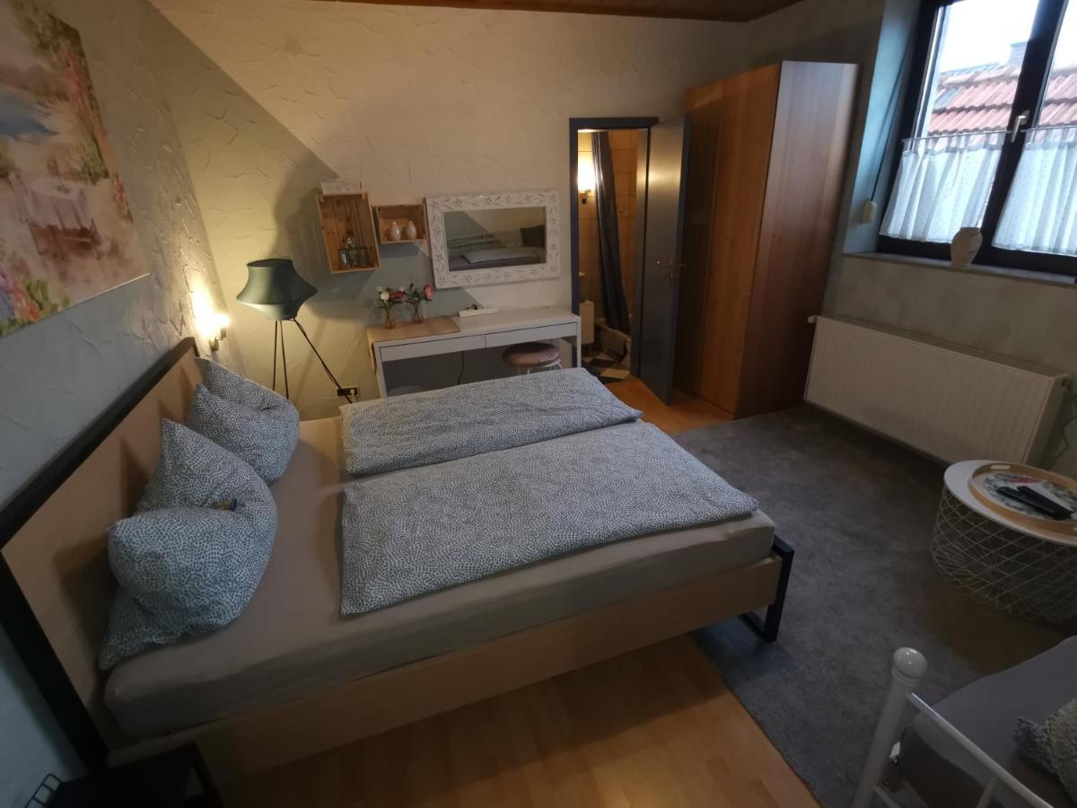 Pension Landgasthof - Iva Haßloch Extérieur photo